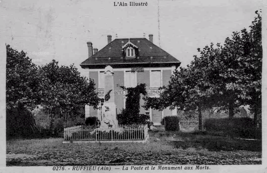 Ruffieu - Monument Aux Morts